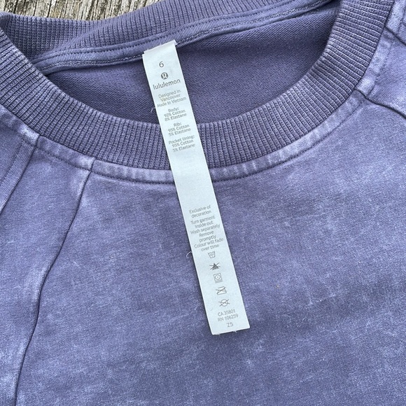 Lululemon Scuba Crew - Picture 2 of 4